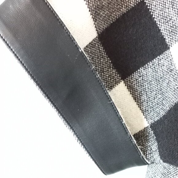 JOSEPH RIBKOFF checkered poncho/cape/sweater - Picture 6 of 11